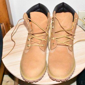 Timberland Wheat Women's Size 7.5